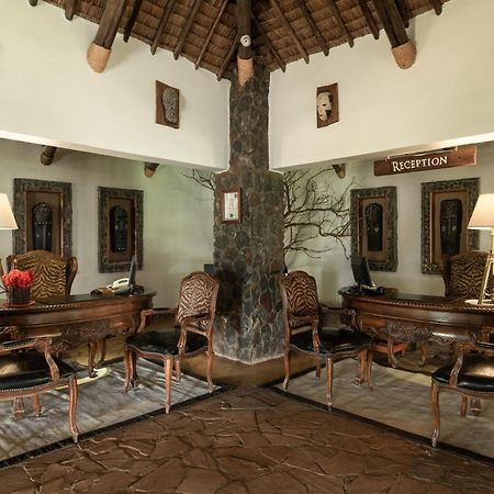 Lake Manyara Kilimamoja Lodge Mto wa Mbu Buitenkant foto