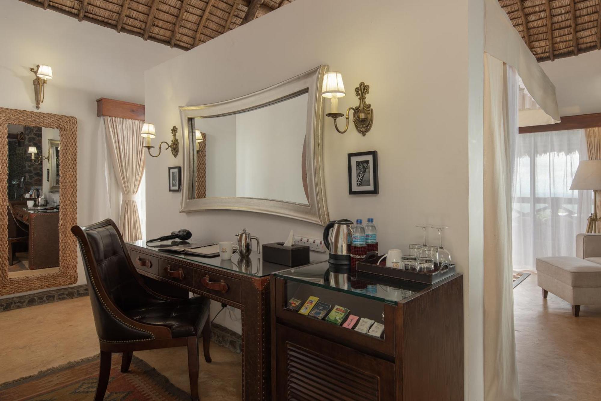 Lake Manyara Kilimamoja Lodge Mto wa Mbu Buitenkant foto